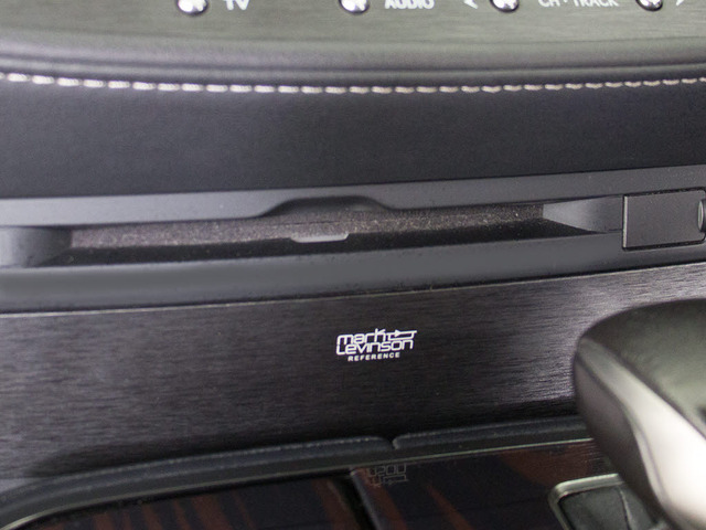 �}�[�N���r���\���v���~�A���T�E���h�V�X�e��!���̃N���A�Ŕ��͂���T�E���h�ɂ��A�I�[�f�B�I�u�����h�Ƃ��Ė������u�����h�ł�!�܂�ŃR���T�[�g�z�[���̂悤�ȗՏꊴ�𖡂킦�܂�!!