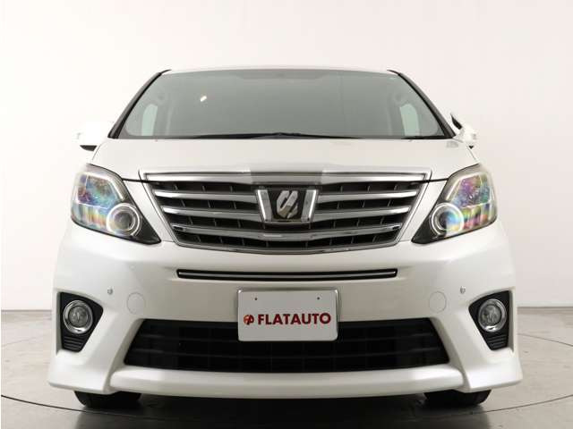 大迫力のフロントフェイスです!状態は非常にいいですが、コーティング施工により更なる質感をご提供できます。プランは数多く御座いますので、お気軽にお申し付けください!