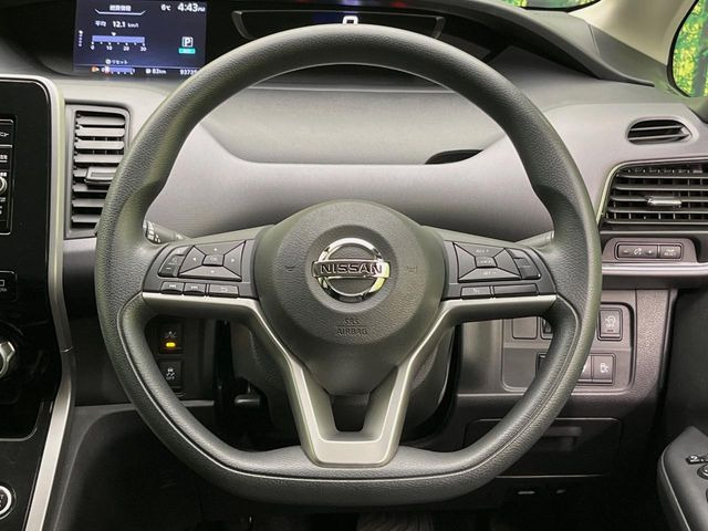 �y�X�e�A�����O�X�C�b�`�z�^�]���A�O������ڐ������炷���ƂȂ��A�I�[�f�B�I���̑��삪�\�ȕ֗��@�\!���S&���K�ȃh���C�u�����o���Ă���܂���