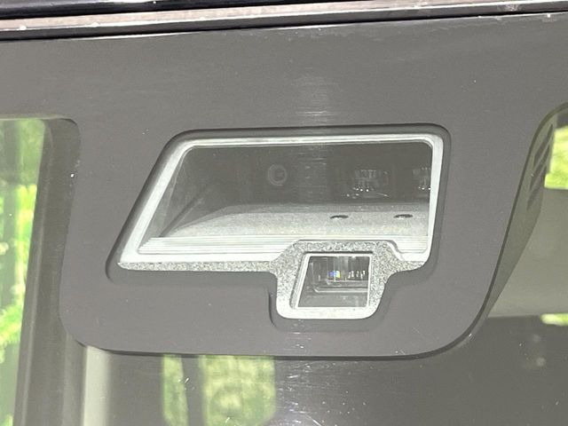 �y�X�Y�L �Z�[�t�e�B�T�|�[�g�z���s���ɑO���̎ԗ�����F�����A�Փ˂������Ȏ��͌x��ƃu���[�L�ŏՓˉ���Ɣ�Q�y�����A�V�X�g�B�����S�Ƀh���C�u�����y���݂��������܂��B