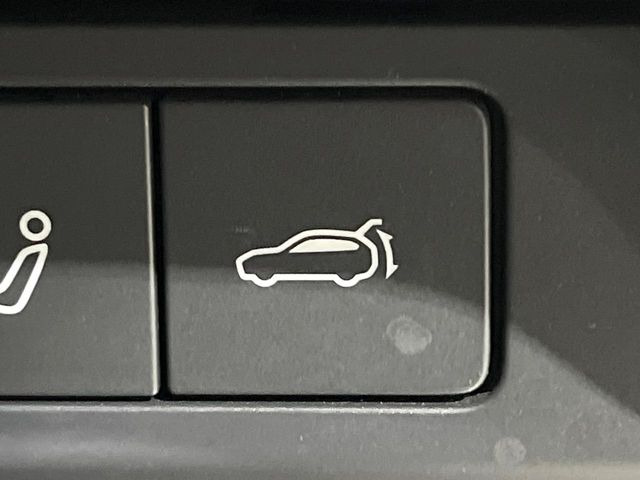 �y�p���[�o�b�N�h�A�z�X�}�[�g�L�[��^�]�Ȃ̃{�^�������������Ń��A�Q�[�g�������ŊJ���܂�!�ו��������Ă��鎞��A�����ʒu�ɂ���o�b�N�h�A��߂�ۂɕ֗��ȋ@�\�ł���