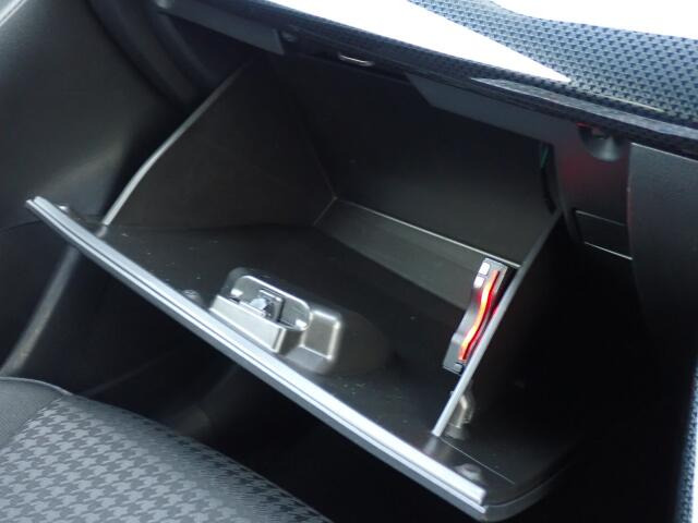 ���[�����Ղ�O���[�u�{�b�N�X�B