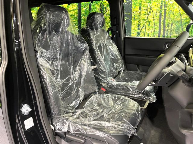 �y�n�[�t���U�[�V�[�g�z�������ƍ���S�n�𗼗������l�C�̃V�[�g���w�ʁE���ʂ̃t�@�u���b�N�f�ނ́A�ʋC���̗ǂ��⊊��ɂ����ɗD��Ă��܂��B�C���╞���ɍ��E���ꂸ���K�ɂ���肢�������܂��B