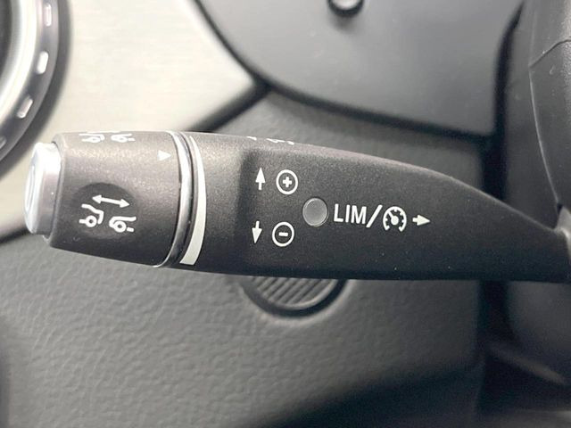 ���f�B�X�^���X�p�C���b�g�f�B�X�g���j�b�N:�s�s�A�x�O�A�������H�Ȃǂ̑��s���ɁA�X�e���I�}���`�p�[�p�X�J�����ƃ��[�_�[�Z���T�[�ɂ��A�O���Ԃ�F�����đ��x�ɉ������Ԋԋ������ێ����鎟����̃N���R��!