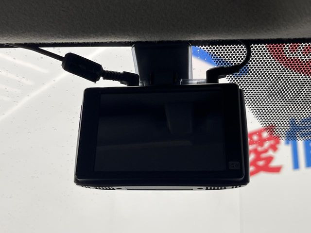 �y�h���C�u���R�[�_�[�z���S�E���S�ȃJ�[���C�t�ɕK�{�̃h���C�u���R�[�_�[�𑕔�!���s���͂������A������^�]�⎖�̂ɑ��������ۂ̏󋵂��f���ŋL�^���A����̃��X�N�ɔ����܂��B