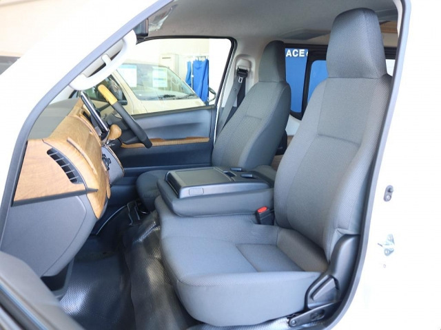 ハイエースバン2.0 DX ロング