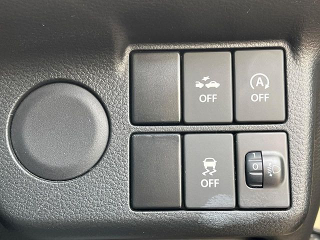 �y�A�C�h�����O�X�g�b�v�z�ԐM����a�؂Œ�Ԃ����ۂɃG���W�����~���A���ʂȔR���̏����}���܂��B�R��������ی�ɂȂ���@�\��G���W���̓u���[�L�𗣂��΍Ďn�����܂��B