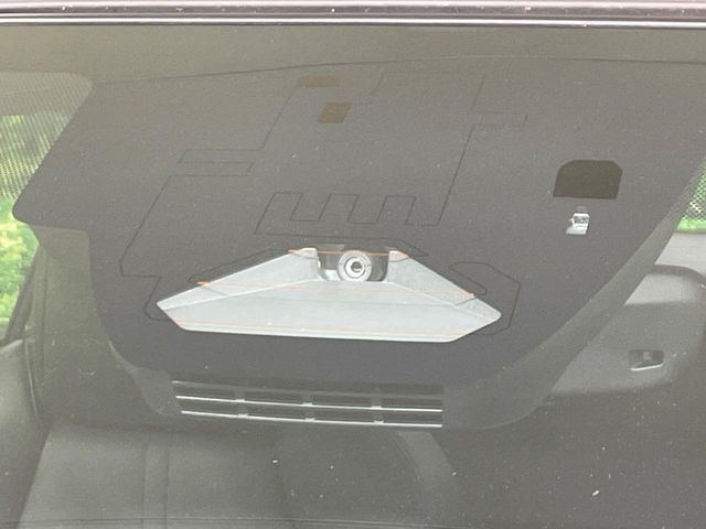 �y�g���^�Z�[�t�e�B�Z���X�z���s���ɑO���̎ԗ�����F�����A�Փ˂������Ȏ��͌x��ƃu���[�L�ŏՓˉ���Ɣ�Q�y�����A�V�X�g�B�����S�Ƀh���C�u�����y���݂��������܂��B