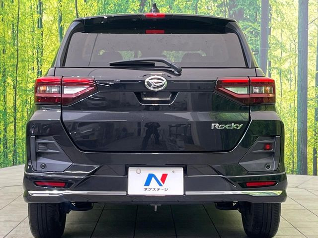 安心の最長10年・走行無制限保証(有償)をご用意。保証内容も充実はもちろん、無料点検&オイル交換や、年中無休の全国・24時間ロードサービスも付帯されておりますのでご安心下さい。