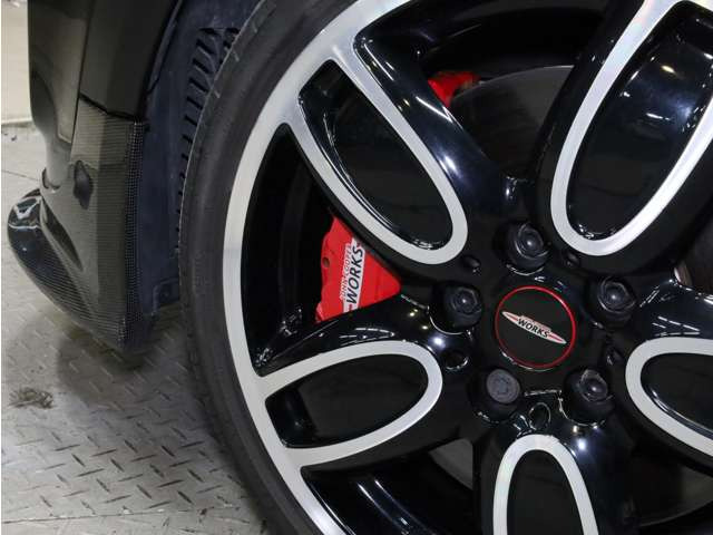 ミニコンバーチブルジョン・クーパー・ワークス