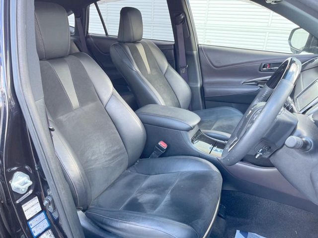 �y�n�[�t���U�[�V�[�g�z�������ƍ���S�n�𗼗������l�C�̃V�[�g���w�ʁE���ʂ̓X�G�[�h���ƂȂ��Ă���A���G��⊊��ɂ����ɗD��Ă��܂��B�C���╞���ɍ��E���ꂸ���K�ɂ���肢�������܂��B