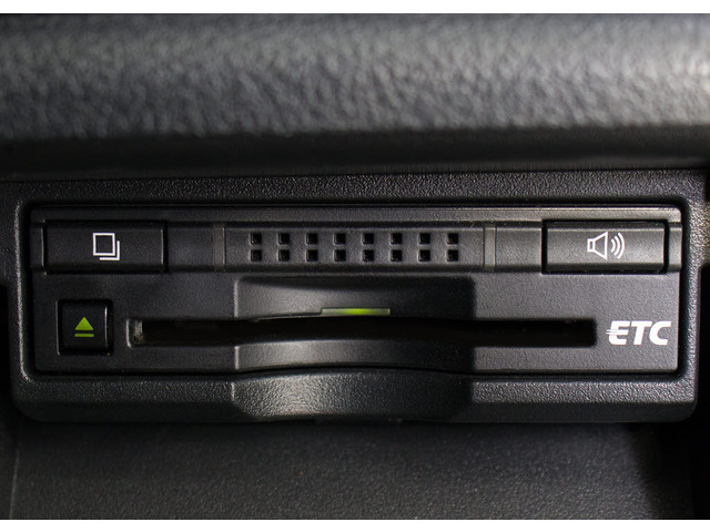 �t���G�A������������Ă��܂�!���D�݂͂������ł���?���t���Ă���f�U�C���ȊO�ɂ��A�e�u�����h�̃G�A�����i���ɂĂ���t���o���܂�!���A�G�A�����O���ăm�[�}����Ԃɂ��鎖���o���܂�!!