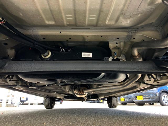 ����肪���ꂢ�Ȃ����ɁA�h�K���H�̎{�H���I�X�X���B�~��n��͂������A���ݕ��ɂ��Z���̕���A��Ń}�����E�E�B���^�[�X�|�[�c���������ɂ��D�]���������Ă���܂��B