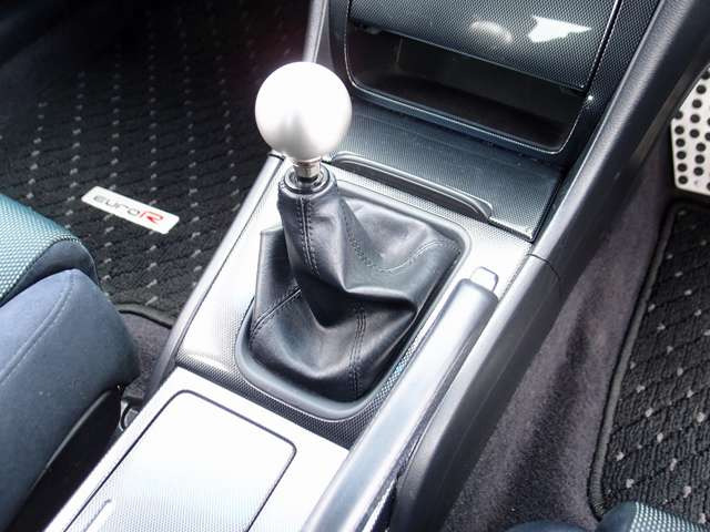 �ߋ������L�^�� �ߘa7�N8�� ���s175,148km�^�]�ȃA�N�`���G�[�^�[����/�ߘa7�N9�� ���s176,910km �S�G���W���}�E���g�A���^�C���b�h�G���h�u�[�c�A���E�X�^�r���C�U�[�����N�u�[�c����