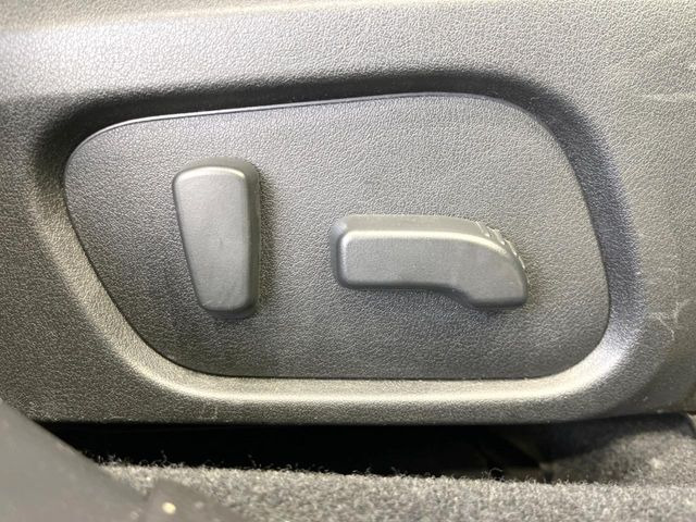 �y�p���[�V�[�g�z�X�C�b�`��ŊȒP�ɃV�[�g�̔��������\!�d��������͂�����܂���!���K�ȃV�[�g�|�W�V�����ɃZ�b�g���āA���K�ȃh���C�u�����y���݂��������B