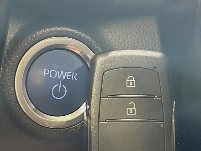 �y�X�}�[�g�L�[�z�J�o����|�P�b�g�ɓ��ꂽ�܂܂ł��h�A�̎{���E�������\�ȃX�}�[�g�L�[�𑕔��B�G���W���̃I���E�I�t�����J�M�����o���K�v����������Ƃ��Ă��֗��ł���