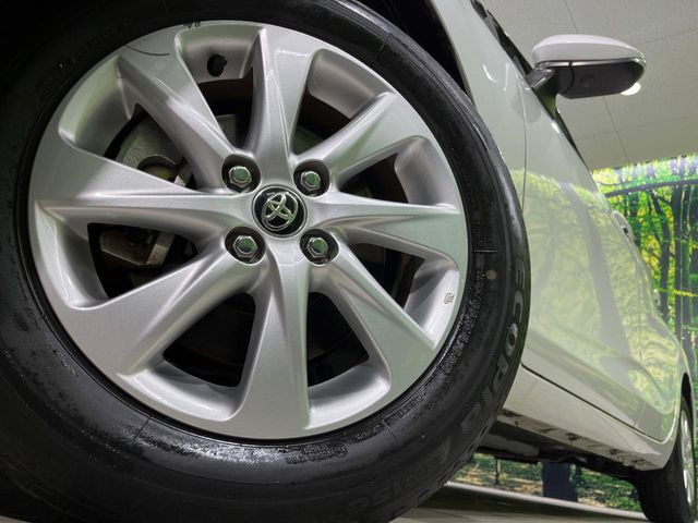 �y����15�C���`�A���~�z�C�[���z�O�ςɃ}�b�`���������A���~�z�C�[���𑕒����Ă���܂��B�e��ЊO�A���~�z�C�[����A�X�^�b�h���X�^�C�����戵�����Ă���܂��B���񂲑��k����������