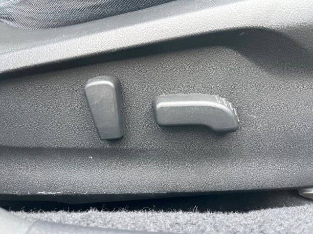 �y�p���[�V�[�g�z�X�C�b�`��ŊȒP�ɃV�[�g�̔��������\!�d��������͂�����܂���!���K�ȃV�[�g�|�W�V�����ɃZ�b�g���āA���K�ȃh���C�u�����y���݂��������B