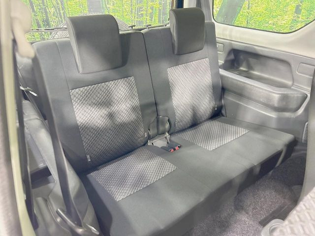 �L�X�Ƃ���2��ڃV�[�g�͋��Z���������A���S�n�����K!�F�B��Ƒ��Ƃ̂��o�����ɂ҂�����ł��B�x�r�[�V�[�g��`���C���h�V�[�g�g�p�������K�ɂ��߂�������������\���ȋ�Ԃ��m�ۂ��Ă��܂��B