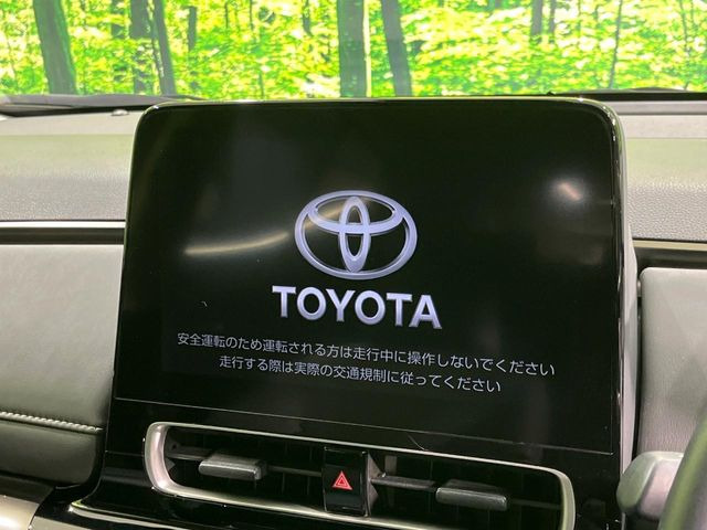 �y10.5�C���` �f�B�X�v���C�I�[�f�B�I�z���ʂ̃f�B�X�v���C��AppleCarPlay��AndroidAuto�����p�\�B�傫�ȉ�ʂŃX�}�z�i�r�A�v���������p���������܂���