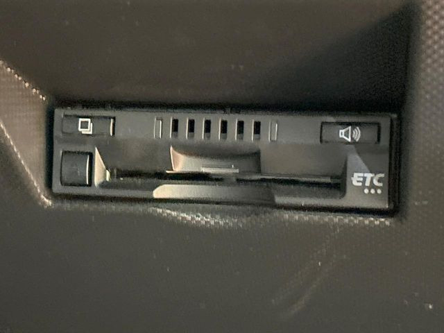 【ETC】高速道路の料金所をストレスなく通過!話題のスポットやサービスエリアに多い「スマートIC」利用時は必須のアイテムです。当店でセットアップを実施、ご納車当日からすぐにご利用いただけます!