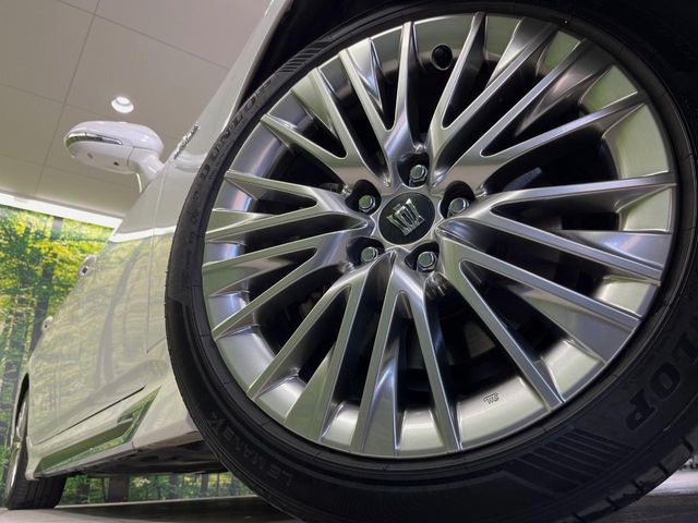 �y�����I�v�V����18�C���`�A���~�z�C�[���z�����I�v�V�����z�C�[���𑕒��B���s���\�̌���ɉ����A�O�ς����X�^�C���b�V���ɂȂ��Ă��܂��B