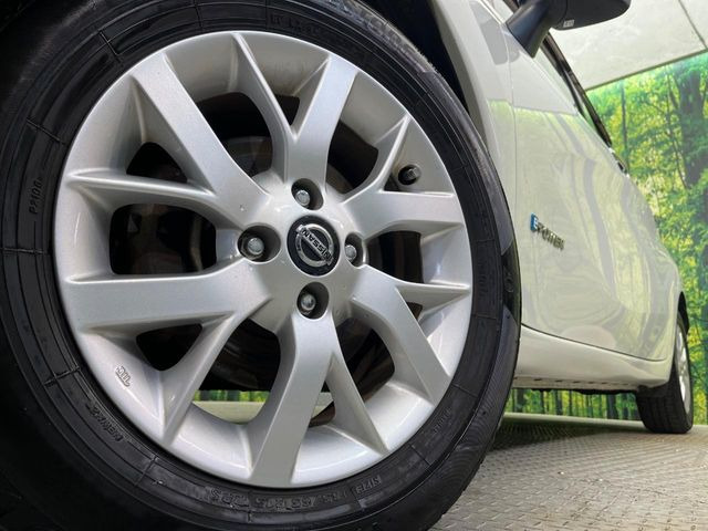 �y����15�C���`�A���~�z�C�[���z�O�ςɃ}�b�`���������A���~�z�C�[���𑕒����Ă���܂��B�e��ЊO�A���~�z�C�[����A�X�^�b�h���X�^�C�����戵�����Ă���܂��B���񂲑��k����������