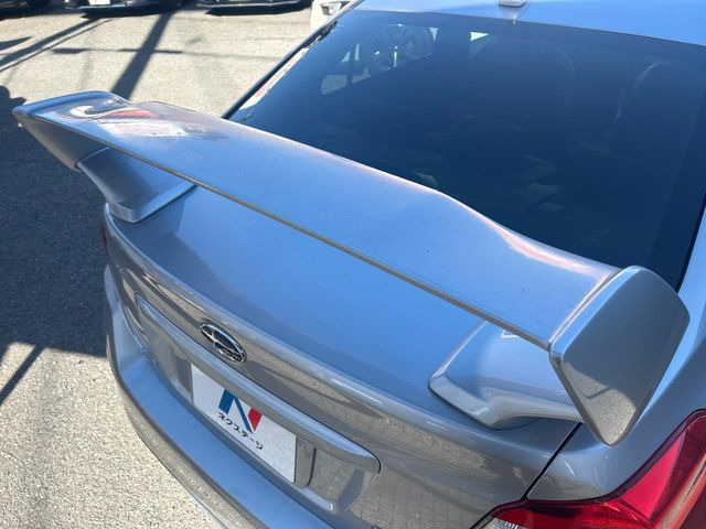 �y��^�����X�|�C���[�z�X�|�[�c�J�[�炵�����O�b�ƈ�������^�����X�|�C���[�𑕒��􍂑����s���̃X�^�r���e�B(���s���萫)����ɖ𗧂��܂��B