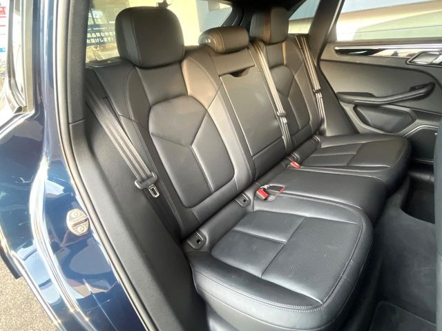 ���㕔���Ȃ��C�ɂȂ�悤�ȃL�Y�E�����ւ��蓙�A�傫�ȃ_���[�W�͂Ȃ��A�ǍD�ȏ�Ԃł��B