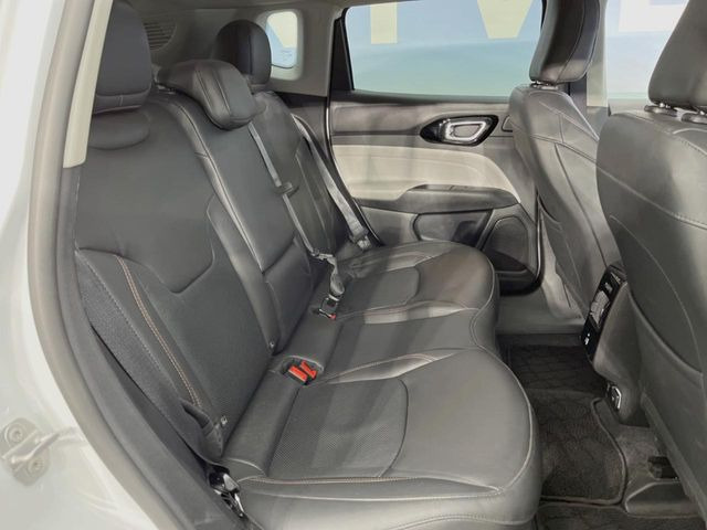 ���㕔���Ȃ��C�ɂȂ�悤�ȃL�Y�E�����ւ��蓙�A�傫�ȃ_���[�W�͂Ȃ��A�ǍD�ȏ�Ԃł��B