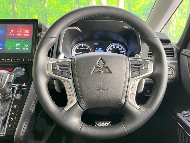 �y�����v�����X�e�A�����O�z�㎿�Ȋv���g�p���邱�ƂŁA��ɂ����������݂ƂĂ��^�]���₷���n���h���ł���