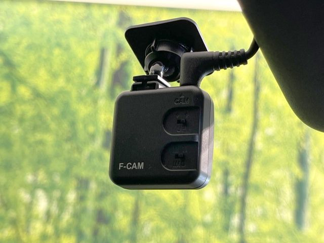 �y�h���C�u���R�[�_�[�z���S�E���S�ȃJ�[���C�t�ɕK�{�̃h���C�u���R�[�_�[�𑕔�!���s���͂������A������^�]�⎖�̂ɑ��������ۂ̏󋵂��f���ŋL�^���A����̃��X�N�ɔ����܂��B