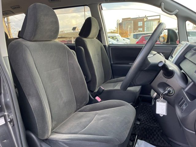 �^�]�Ȃ܂��ɂ͏\���ȃX�y�[�X������A�啿�ȕ��ł��������^�]���Ă�����������ł��B