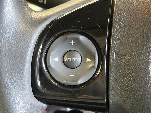 �y�X�e�A�����O�X�C�b�`�z�^�]���A�O������ڐ������炷���ƂȂ��A�I�[�f�B�I���̑��삪�\�ȕ֗��@�\!���S&���K�ȃh���C�u�����o���Ă���܂���