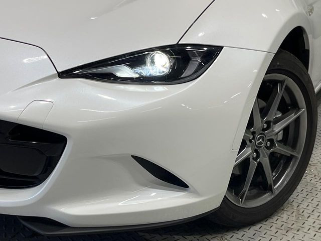 �yLED�w�b�h���C�g�z���V����ԑ��s�����ǍD�Ȏ��E���m�ۂ����S���ĉ^�]�ł��鍂�P�xLED�w�b�h���C�g�𑕔�!�_�����x�������A����d�͂��}�����Ă��܂��B