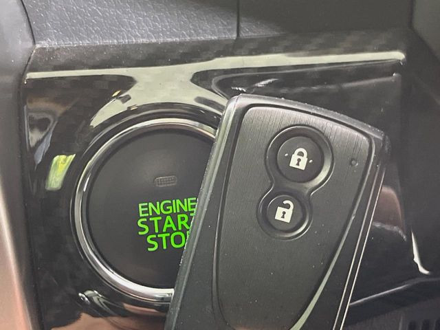 �y�L�[�t���[�V�X�e���z�J�o����|�P�b�g�ɓ��ꂽ�܂܂ł��h�A�̎{���E�������\�ȃX�}�[�g�L�[�𑕔��B�G���W���̃I���E�I�t�����J�M�����o���K�v����������Ƃ��Ă��֗��ł���