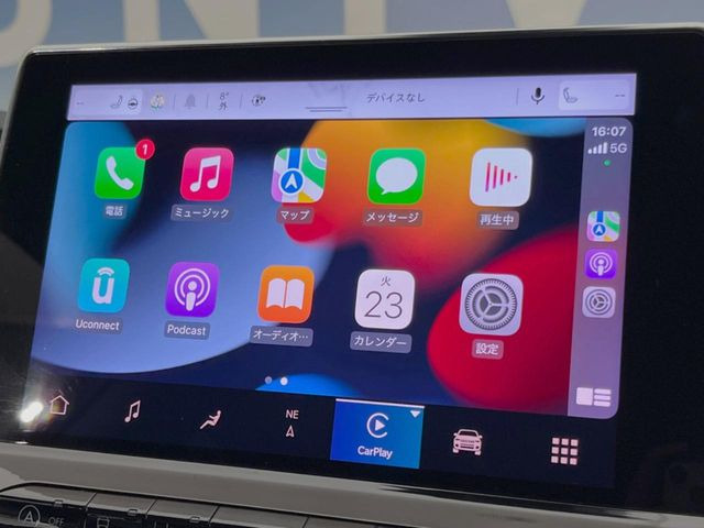 ��Apple Car Play:�X�}�z�Ƃ̗L���ڑ��ŁA�i�r�E�I�[�f�B�I�Đ��ȂǃX�}�z�̃A�v���@�\����ʂł��g����֗��@�\�ł�!