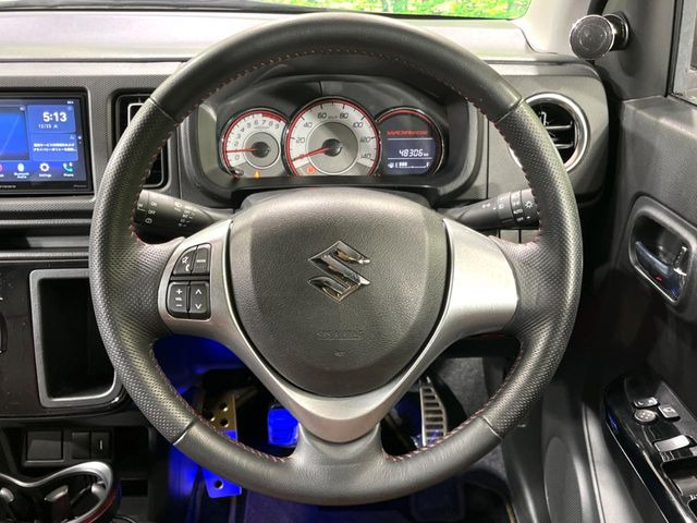 �y�����v�����X�e�A�����O�z�㎿�Ȋv���g�p���邱�ƂŁA��ɂ����������݂ƂĂ��^�]���₷���n���h���ł���