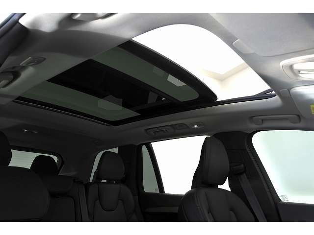 XC90プラス B5 AWD 4WD