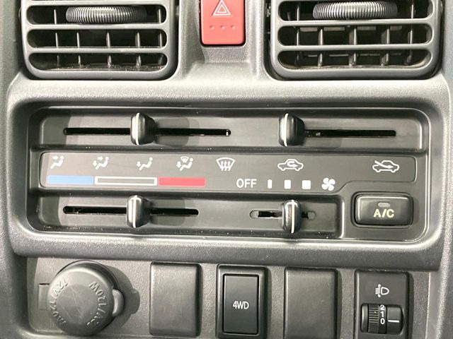 �����~�������Ă��S�Ȃɉ��K�ȋ󒲂�͂��Ă����A�_�C�������G�A�R���𑕔���