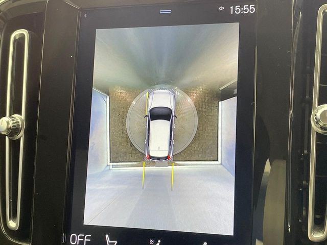 ���p�m���~�b�N�r���[���j�^�[:��p�̃J�����ɂ��A�ォ�猩���낵���悤�Ȏ��_��360�x�N���}�̎��͂��m�F���邱�Ƃ��ł��܂������p�������m�F���₷���A�����ꏊ�ł̐؂�Ԃ��⒓�Ԃ��X���[�Y�ɍs���܂��B