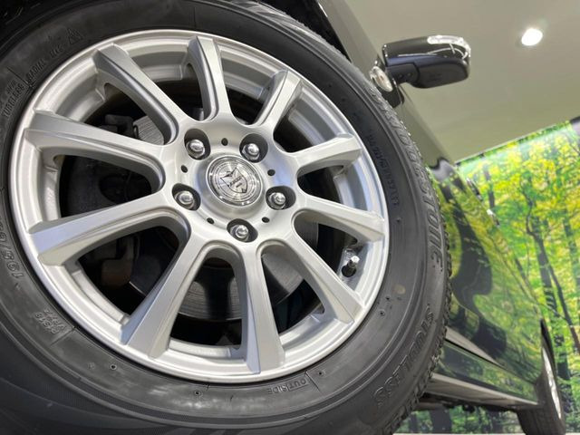 �y15�C���`�A���~�z�C�[���z�O�ςɃ}�b�`�����A���~�z�C�[���𑕒����Ă���܂��B�e��A���~�z�C�[����A�X�^�b�h���X�^�C�����戵�����Ă���܂��B���񂲑��k����������