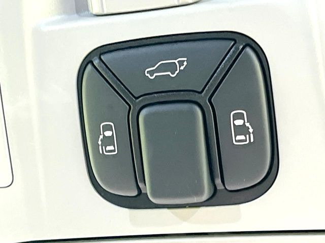 �y�����p���[�X���C�h�h�A�z�X�}�[�g�L�[��^�]�Ȃ̃X�C�b�`�Ō�ȗ����X���C�h�h�A�̊J���\���d��������͂����ăh�A���J����K�v�������A�����Ȃ��q�l�ł��ȒP�ɊJ���߂ł����K�ł���