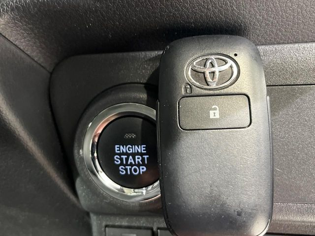 �y�X�}�[�g�L�[�z�J�o����|�P�b�g�ɓ��ꂽ�܂܂ł��h�A�̎{���E�������\�ȃX�}�[�g�L�[�𑕔��B�G���W���̃I���E�I�t�����J�M�����o���K�v����������Ƃ��Ă��֗��ł���