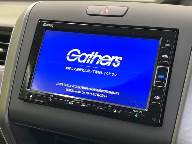 �y�����i�r�z�l�C�̏����i�r�𑕔����Ă���܂��B�i�r�̎g���₷���͂������A�I�[�f�B�I�@�\���[��!�L�����v�◷�s�͂������A�ʋ΂┃�����ȂǕ��i�̃h���C�u���y�����Ȃ�͂���