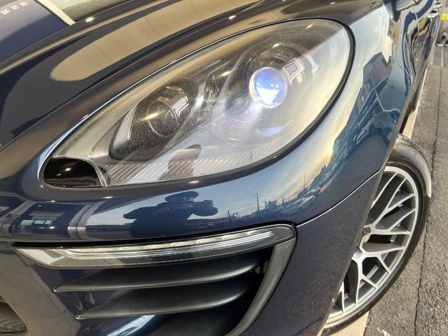 ��HID�w�b�h���C�g:���邭�O�����Ƃ炵�Ă����̂ŁA���V����Ԃ̑��s�������E�ǍD�ň��S���Ă���肢�������܂��B