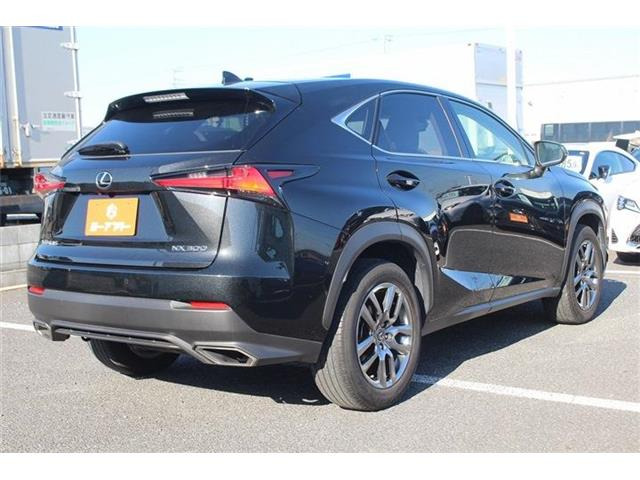 ���Ǝҗl�ւ̔̔��͂��f�肳���Ă��������܂��B �Ԍ������ԗ��̏ꍇ�́A�Ԍ����擾�������x�������z�ŕ\�����Ă���܂��B