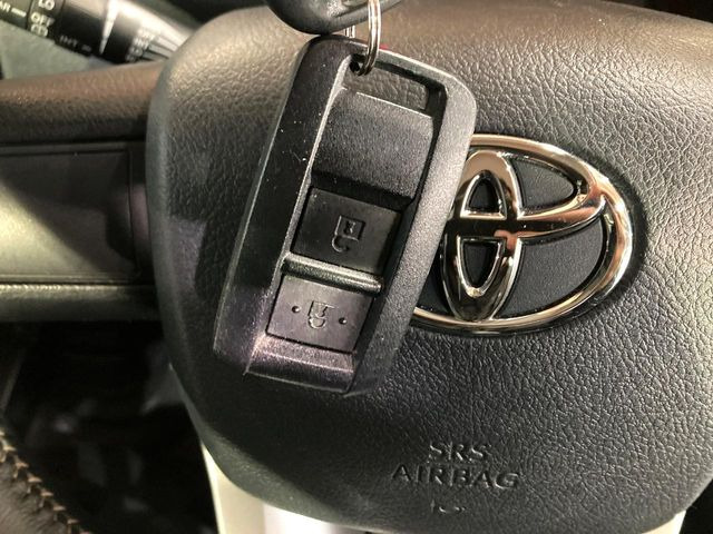 �y�L�[���X�z�������ꂽ�ꏊ����ł��{�^����Ńh�A�̊J���E�{�����ł���̂łƂ��Ă��֗�!�h�A�̌�������ɏ������邱�Ƃ�����܂����