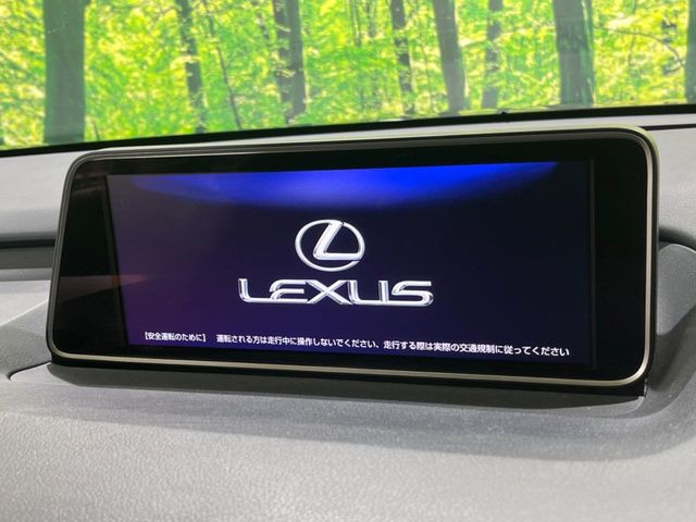 �y�����i�r�z�l�C�̏����i�r�𑕔����Ă���܂��B�i�r�̎g���₷���͂������A�I�[�f�B�I�@�\���[��!�L�����v�◷�s�͂������A�ʋ΂┃�����ȂǕ��i�̃h���C�u���y�����Ȃ�͂���