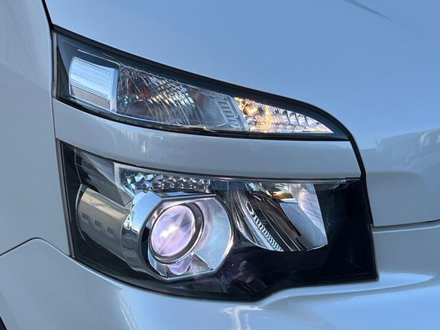 ��Ԃ�r�V���ɂ��ǍD�Ȏ��E�ň��S�ȑ��s������]�������ɂ́y���P�xLED�w�b�h���C�g�z�̎�t����������!�����̂��q�l�ɂ��D�]���������Ă���܂���